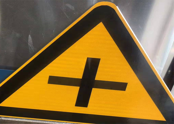 �����(bi��o)־��